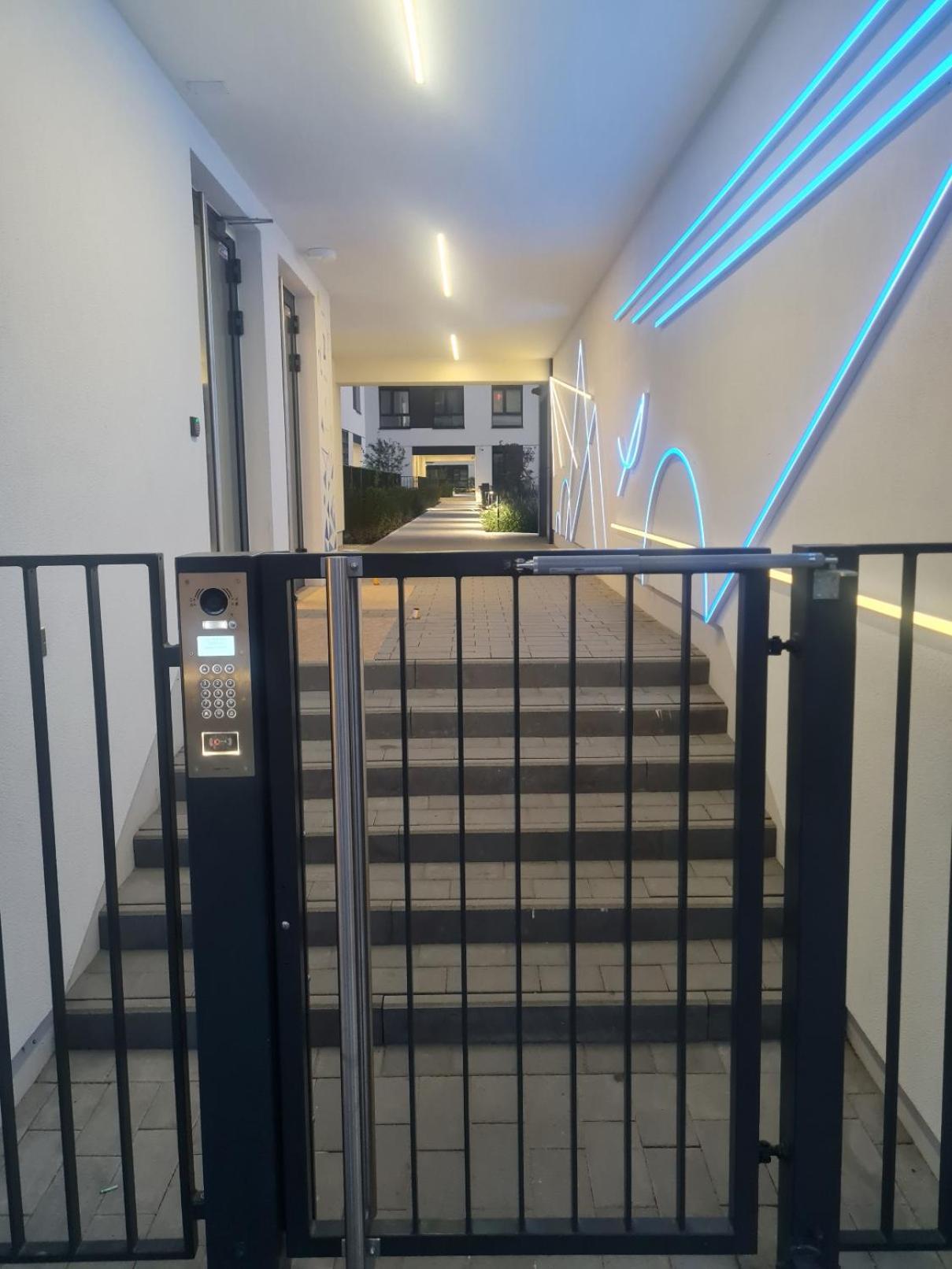 Airport Apartment Varšava Exteriér fotografie