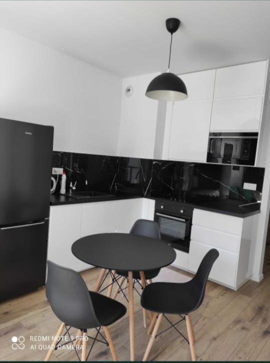Airport Apartment Varšava Exteriér fotografie