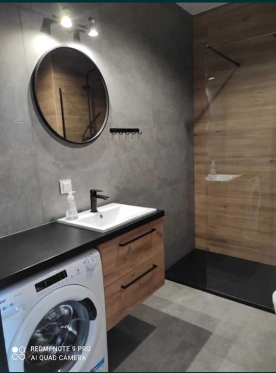 Airport Apartment Varšava Exteriér fotografie